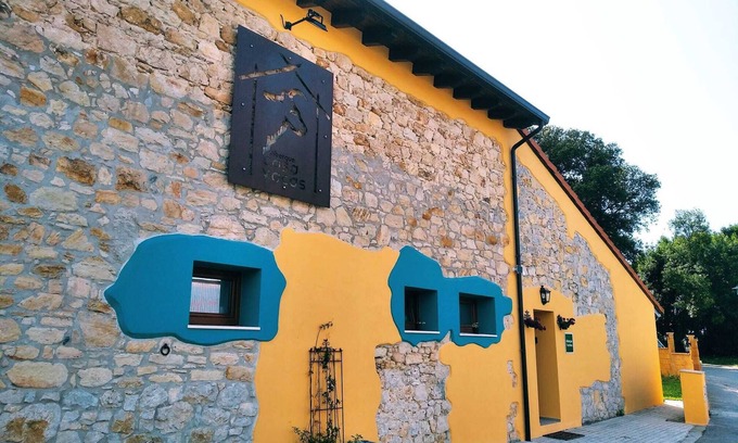 Ribamontán al Mar Cama Y Desayuno | Albergue Casa Vacas