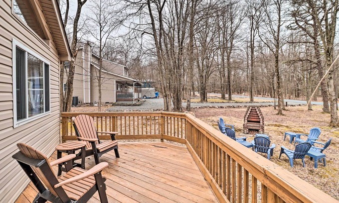 Albrightsville Cabaña | Albrightsville Cabin w/ Fire Pit: Swim, Hike & Ski