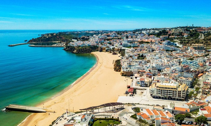 Olhos D'Agua Apartamento | Albufeira Beach 1 by Homing