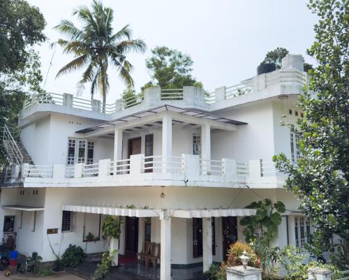 Cherthala Casa | Alby's Homestay Arthunkal