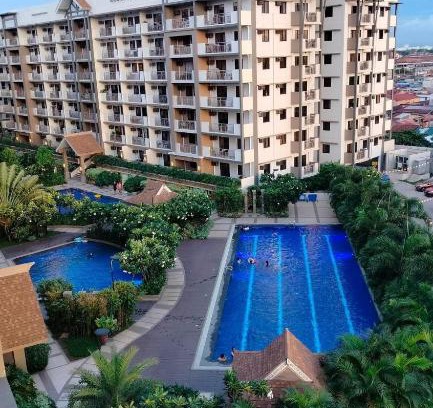 Bacoor City Apartamento | ALEA RESIDENCES Condo near Airport and MOA! Cozy Place with Main street and Manila Bay view
