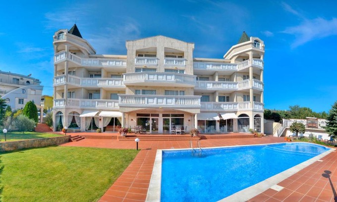Primorski Hotel | Alekta Hotel - Free Parking