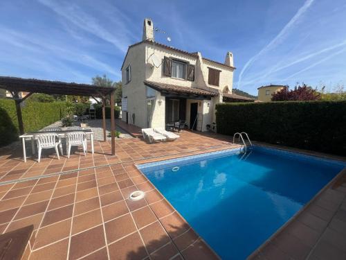 Torroella de Montgri Casa | Alemanya 9 privat pool