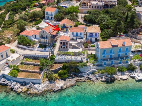 Matsoukata Casa | ALEX & ADA'S DREAM HOUSE IN FISCARDO