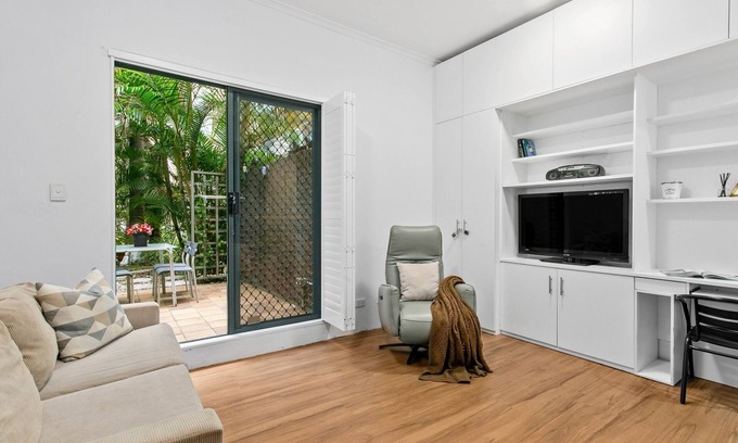 Crows Nest Apartamento | ALEX6 - peaceful 1 bedroom in heart of Crows Nest