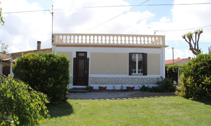 Port District Casa | CERCA DE LA CASA DE PLAYA CON JARDÍN PARA 6 PERSONAS