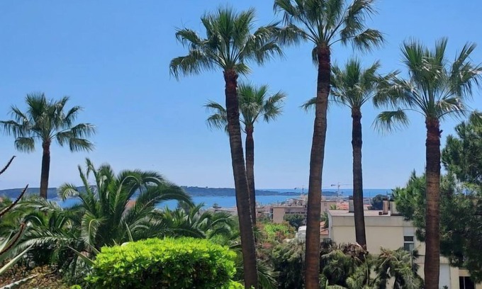 Cannes Apartamento | Alexandra Palace by Interhome