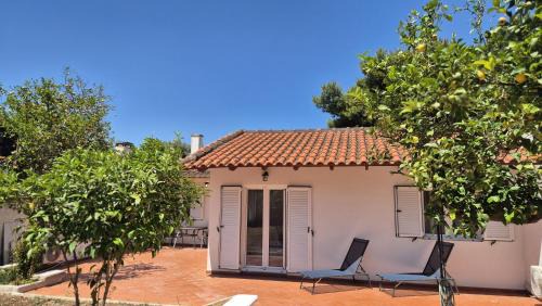 Spata-Artemida Casa | Alextina Residence