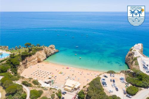 Alporchinhos Apartamento | Algarve Beaches Apartment by Portugal Collection