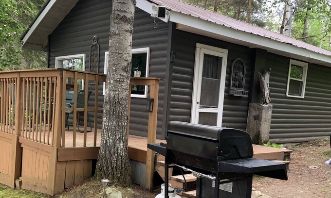 Madawaska Cabaña | Algonquin Park Area Waterfront Cottage - Madawaska Ontario, Canadá