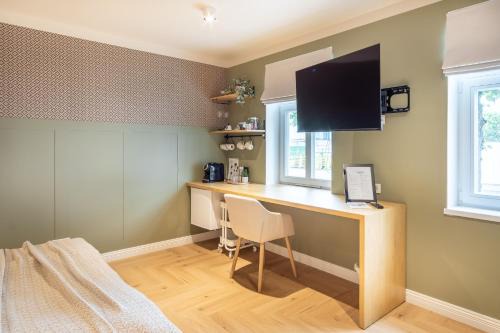 Parnu Apartamento | Alice Backyard-Holiday home and Spa