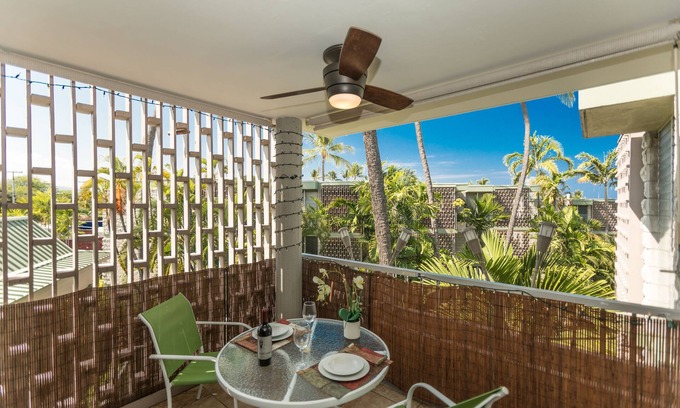 Kailua-Kona Condominio | Alii Villas # 301. Ojeada del océano. Aire acondicionado. Unidad cómoda!
