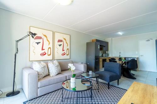 Greater Johannesburg Metropolitan Area Apartamento | #AlimamaSpaces Future's Place at Greenlee