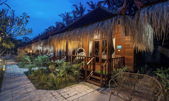 Ceningan Island Hotel | Alinn Villas