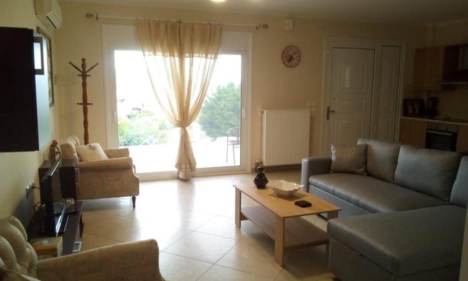 Kymi-Aliveri Casa | ALIVERI FLAT WITH SEA VIEW