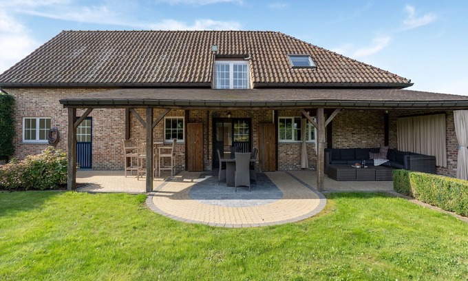 Alken Casa | Estancia en granja Alken con terraza