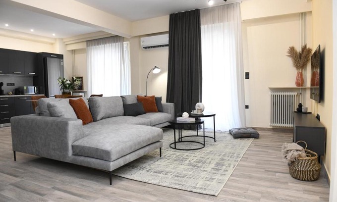 Ampelokipoi Apartamento | Alkmini Apartment