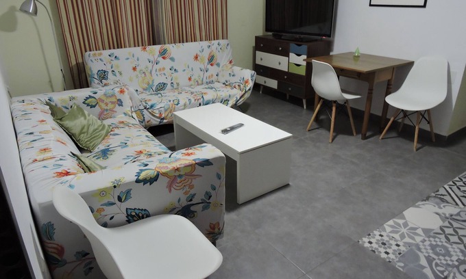 Rota Apartamento | Todo nuevo a estrenar a pie de playa!