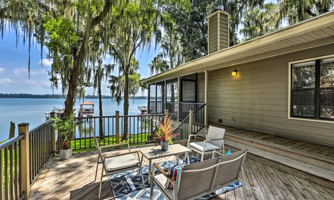 Madison Casa | All Decked Out Home on Cherry Lake with Dock!
