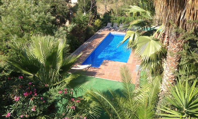 El Mas Mora Villa | Villa con vistas, jardín y piscina privada. Disponible durante todo el año.