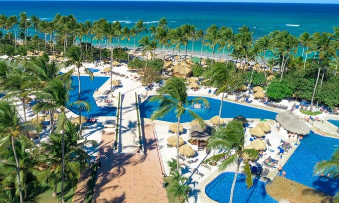 Punta Cana Complejo | All-Inclusive Premium Suite (Seaview Balcony) at Grand Sirenis Punta Cana Resort