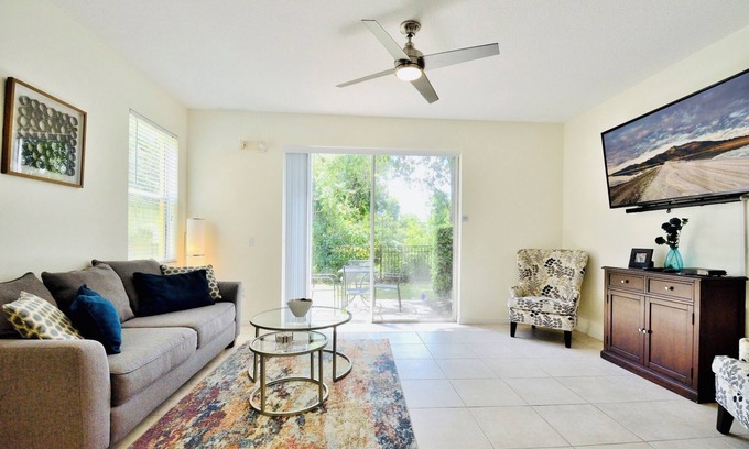 Crestwynd Bay Casa | ALL NEW fully remodeled and updated! One of Closest community near Disneyworld