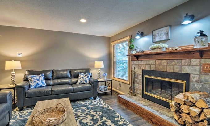 Johannesburg Casa | All Season Big Bear Lake House, Walk to Beach
