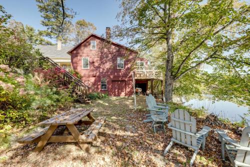 Bradford Casa | All-Season Escape, 8 Mi to Mount Sunapee Skiing