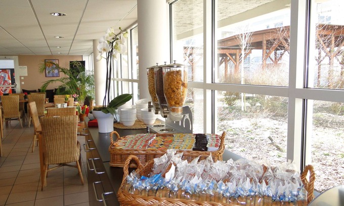 Merignac Casa | All Suites Appart Hôtel | Bordeaux - Mérignac Aéroport