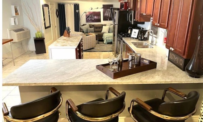 Mid-City Apartamento | ALL THAT JAZZ Lovely 1 Bed Apt-Streetcar to FQ