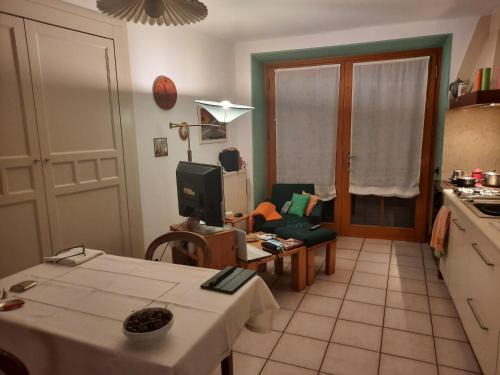 Male Cama Y Desayuno | Alla Curva di Elia Manzoni