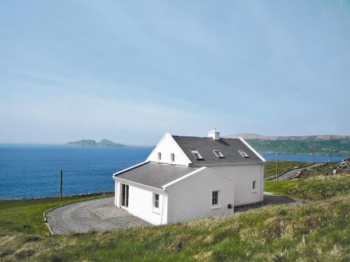 Ballinskelligs Casa | Allaghee Mor St Finians Bay