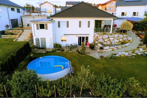 Christazhofen Apartamento | Allgäu gemütliche, moderne Wohnung mit Garten-Pool