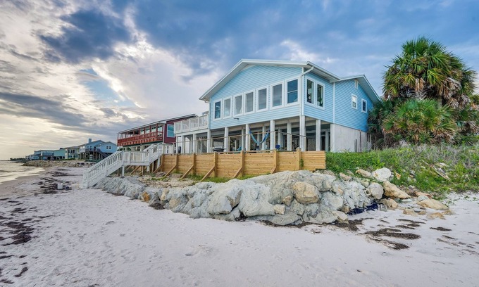 Alligator Point Casa | Alligator Point Beachfront Home w/ Private Hot Tub