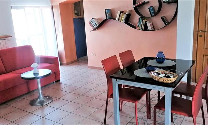 Revello Apartamento | Alloggio del Castello da Germana Parcheggio gratuito