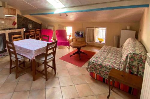 Isolabona Apartamento | Alloggio per Vacanze a Isolabona