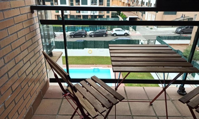 Posada de Llanes Apartamento | Alloru, apartamento con piscina la playa a 3 km VUT-2714-AS