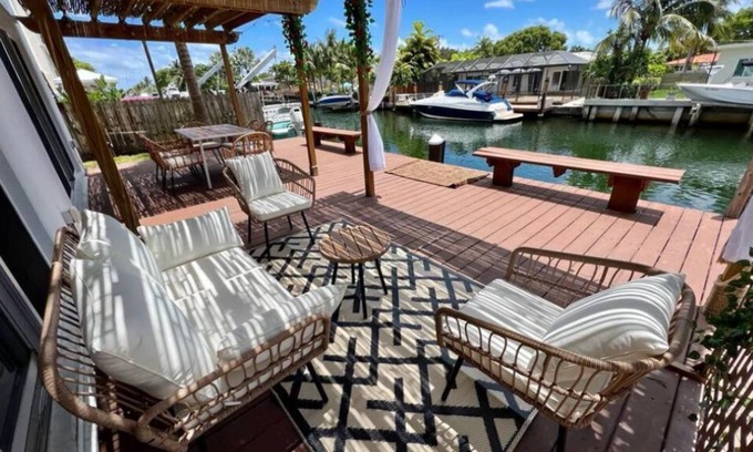 Miami Shores Casa | Alluring ocean access 2 bedroom