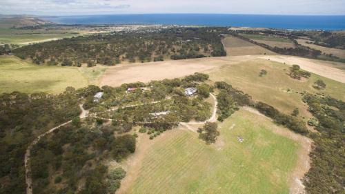 Yankalilla Casa | Allusion Farmstay and Vineyard Units