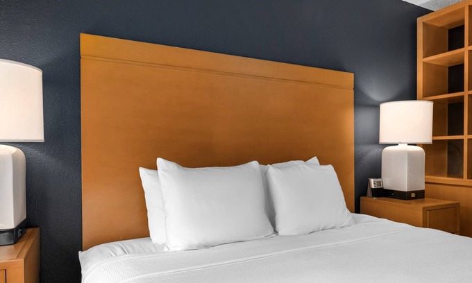 Gateway Apartamento | Alma Arboretum - King Studio