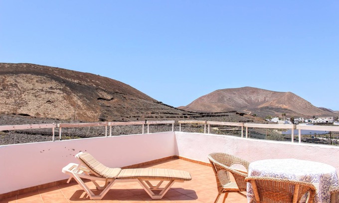 Guatiza Cama Y Desayuno | Alma Libre Bed and Breakfast