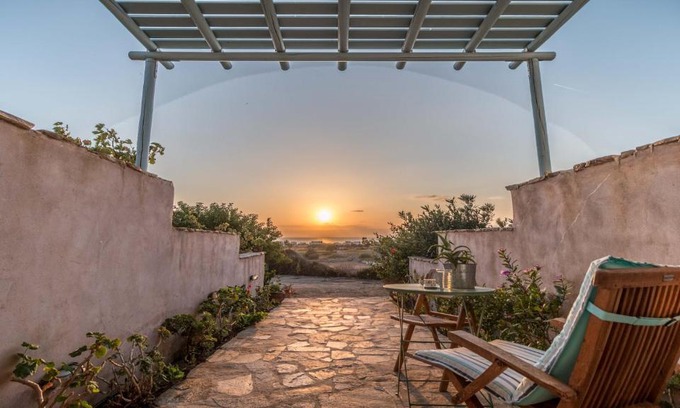 Naxos Casa | Alma Libre Villas