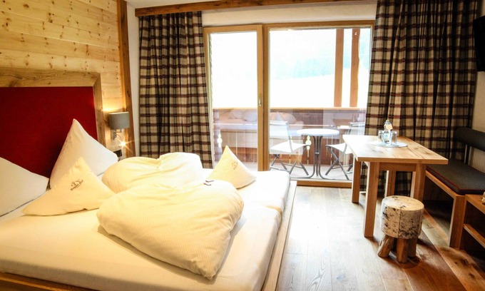 Tannheim Casa | Almboden - Hotel Bogner Hof