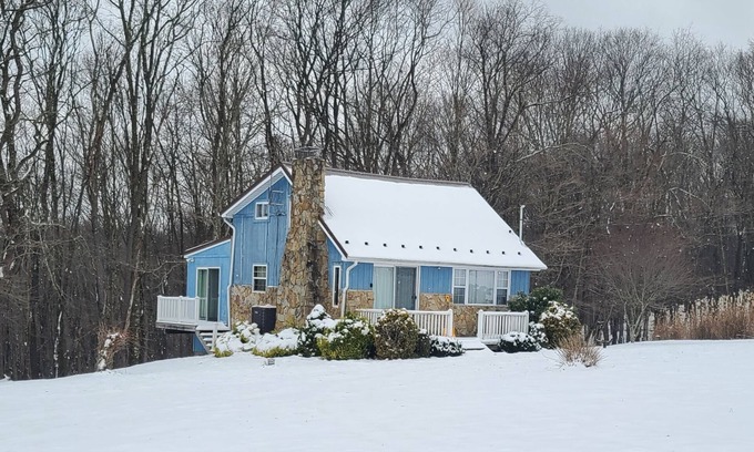 Rockwood Cabina | Almost Heaven! Minutes to Seven Springs.