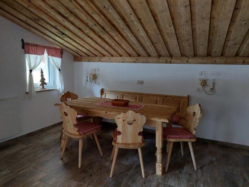 Wald im Pinzgau Apartamento | Almstube Fritz