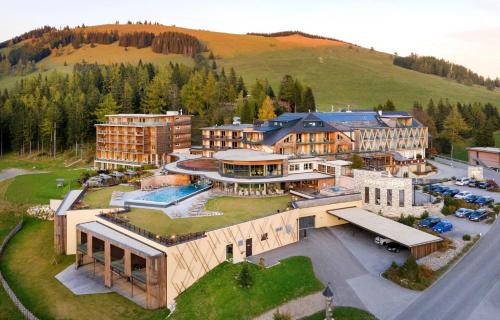 Fladnitz an der Teichalm Hotel | Almwellness Hotel Pierer
