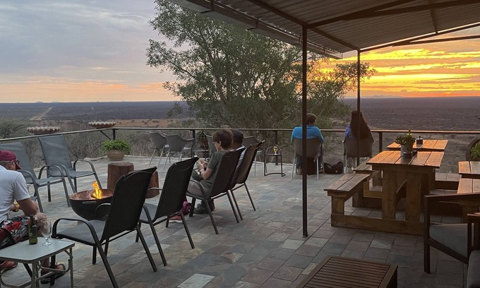Otjiwarongo Cabina | Aloegrove Safari Lodge