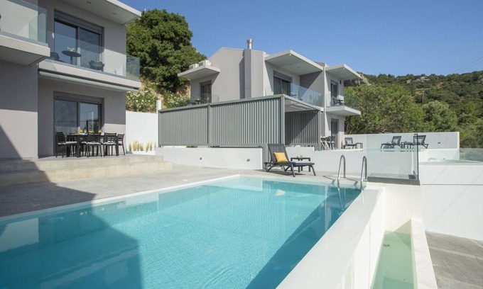 Apolpaina Casa | Aloft Luxury Villas Lefkada - Heated Pool