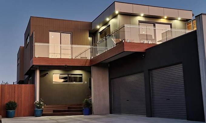 Rye Casa | Alogara House, Modern, 6 bedrooms with hot tub and views
