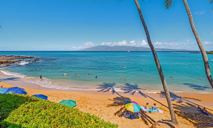 Napili Condominio | Aloha Condos, Napili Bay Resort, Condo 203, Beachfront